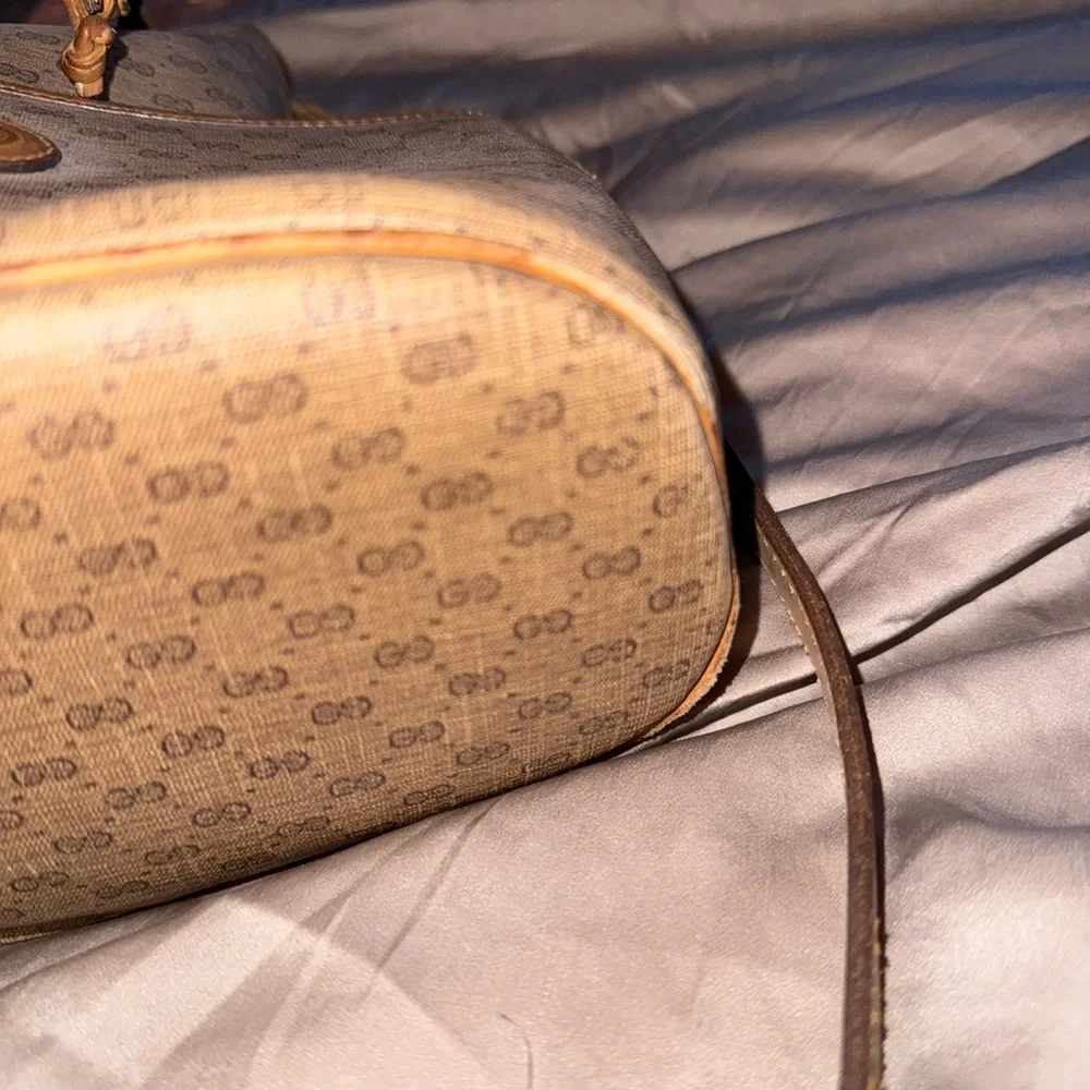 Vintage Gucci Bucket Bag - Picture 8 of 9